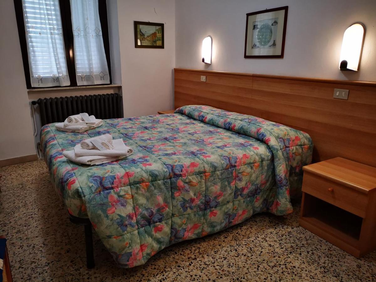 Osteria Dei Locandieri Abbadia San Salvator Dış mekan fotoğraf